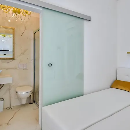 Appartement Collins Amethyst Center