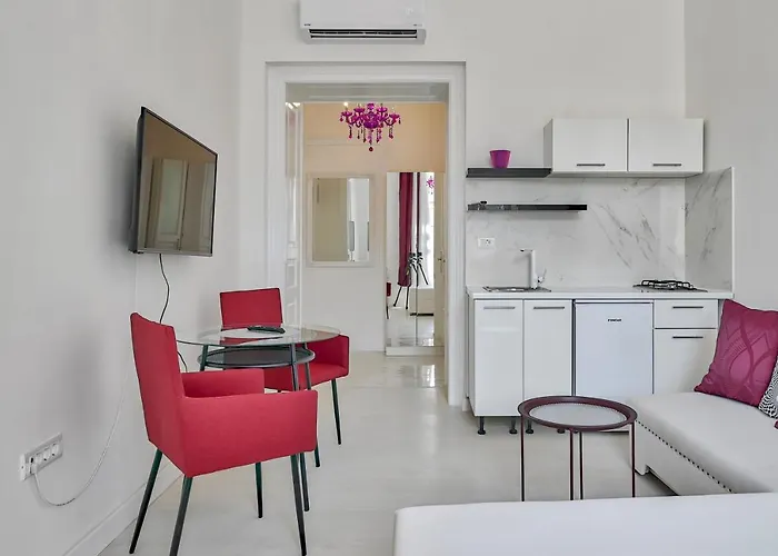 Collins Amethyst Center プーラ