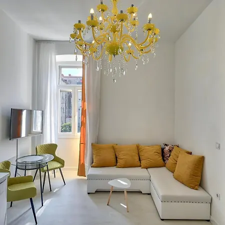 Collins Amethyst Center *