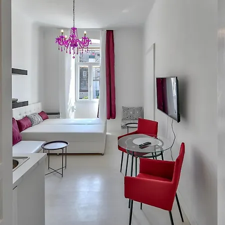 Collins Amethyst Center * 普拉